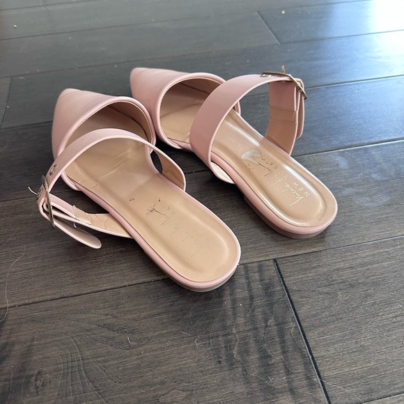 7-1/2 Nicole Miller Slides! - Picture 2 of 3